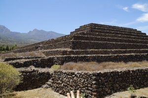 Bezienswaardigheid piramides van Guimar
