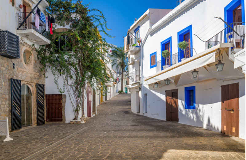 Straatjes in het oude centrum van Ibiza