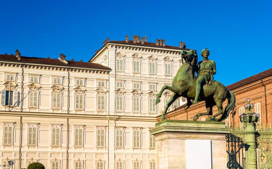 Palazzo Reale met beeld