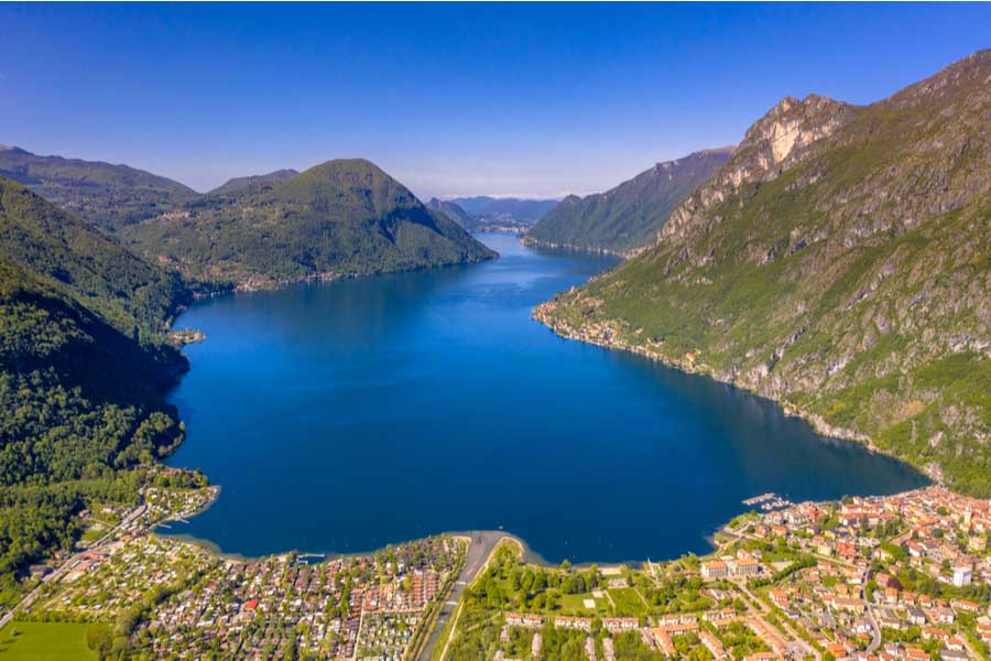 Mooi uitzicht over het meer Lugano