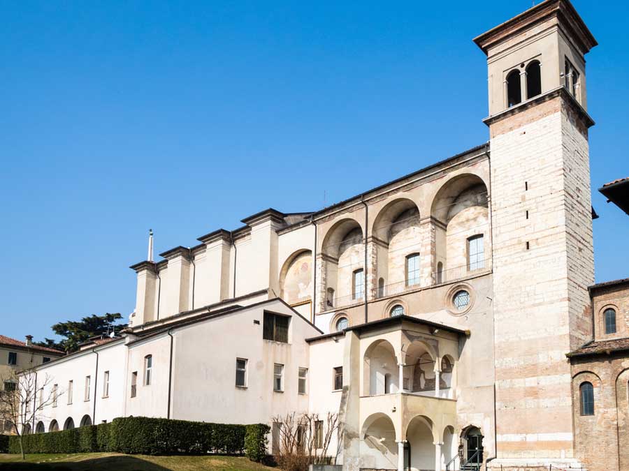 Het klooster San Salvatore Santa Giulia bij het kloostercomplex