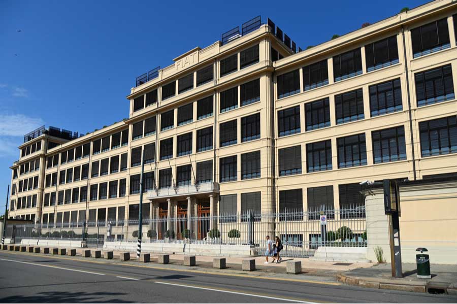 Hoofdkantoor van de Fiat fabriek in Turijn
