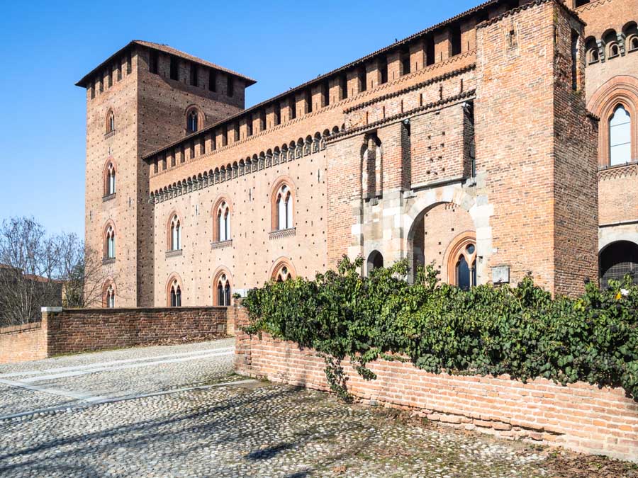 Ingang van Castello Visconteo