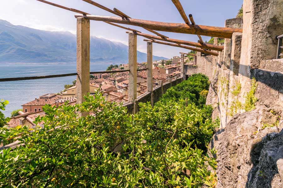 Mooie uitkijk over Limone sul Garda vanaf La Limonaia del Castel