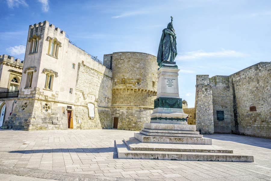 Monument in het kasteel van Otranto