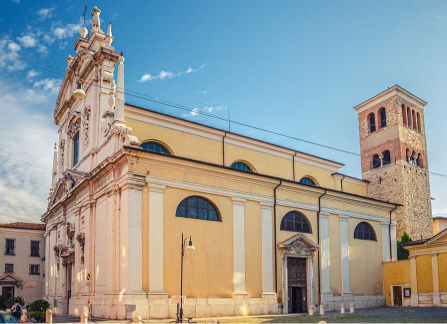 De kerk San Faustino in Riposo
