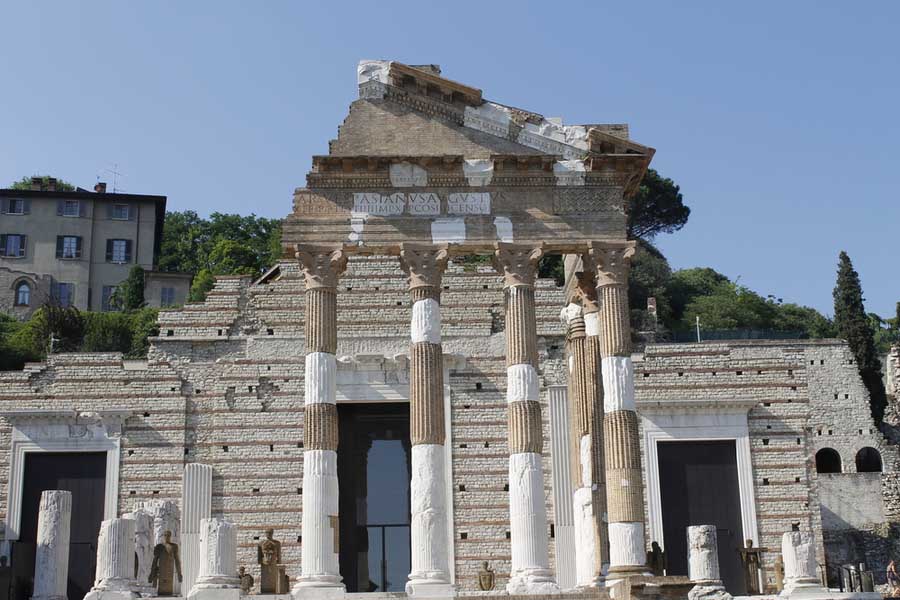 Tempio Capitolino aan Via dei Musei