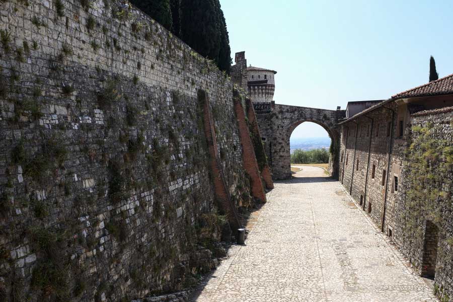 Wandelpad rondom het kasteel van Brescia